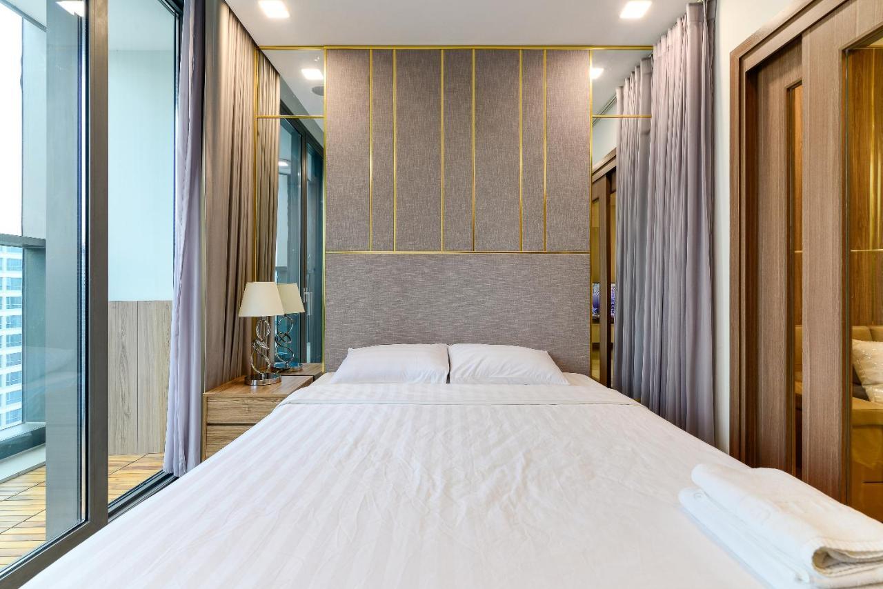 Landmark 81 Vinhomes Central Park Luxury Apartment Хошимин Экстерьер фото